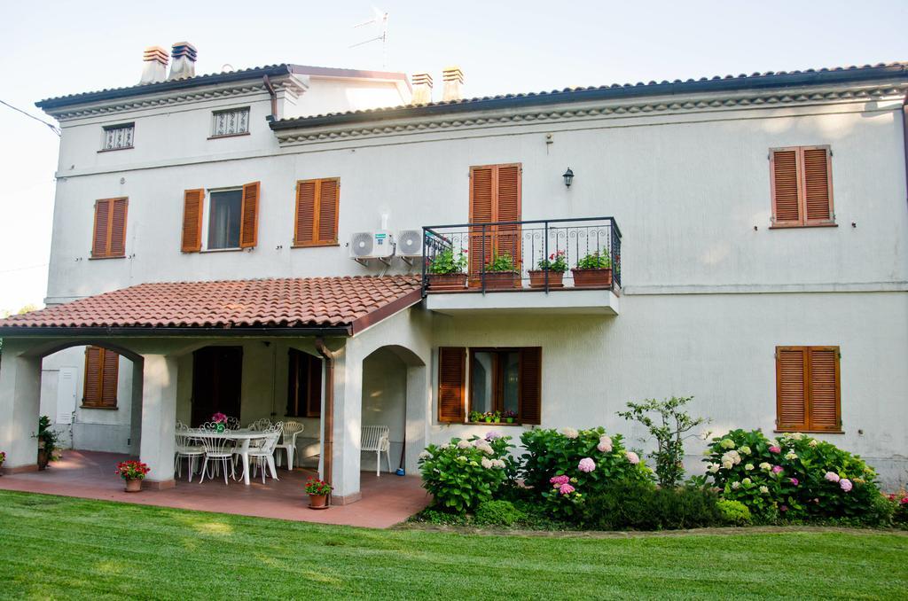 Bed and Breakfast La Coccinella à Jesi Extérieur photo